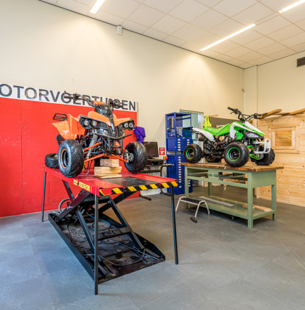 Garage ruimte van het Herlecollege in Heerlen